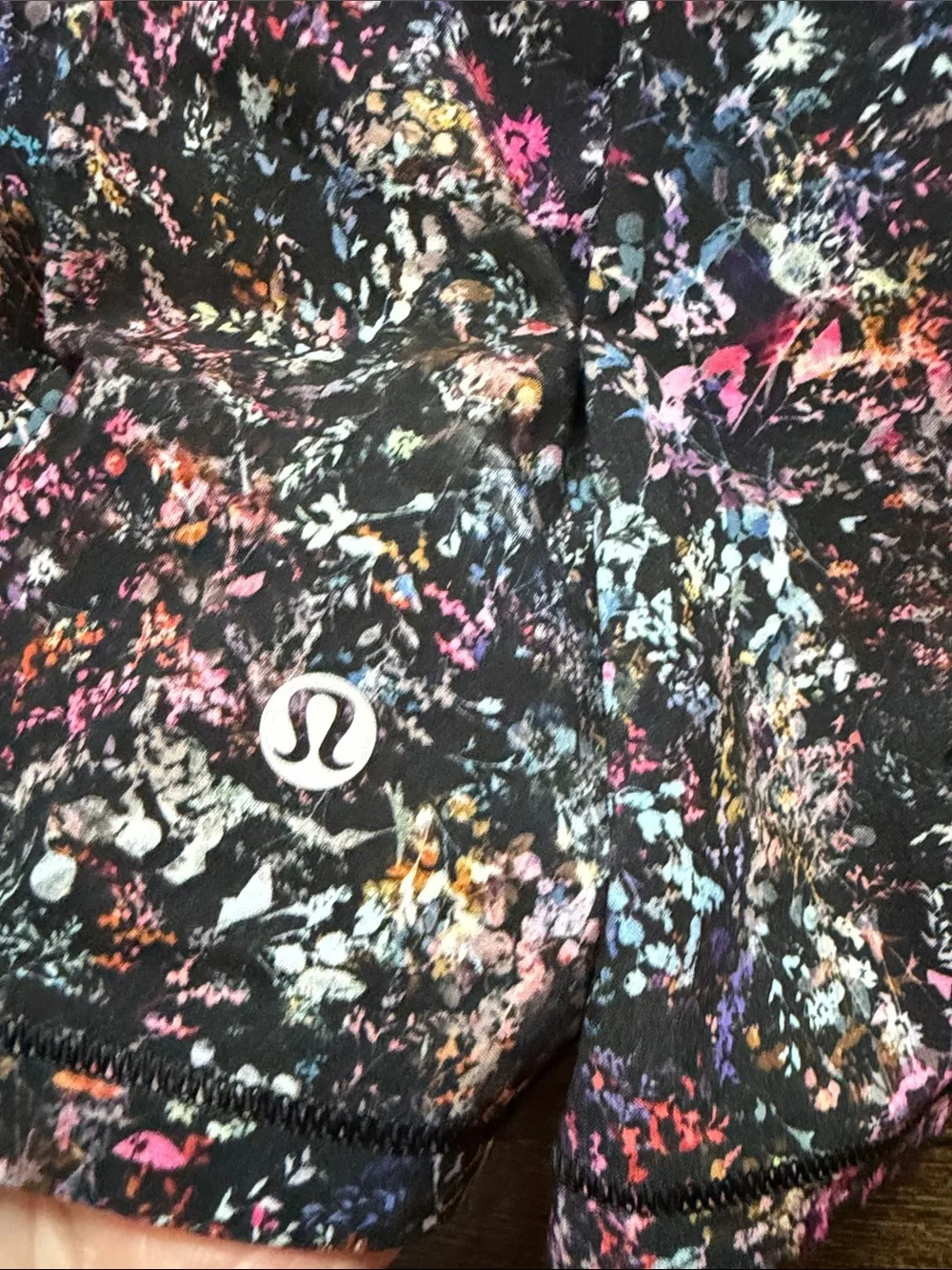 Lululemon Skirt with Multicolor Abstract Print